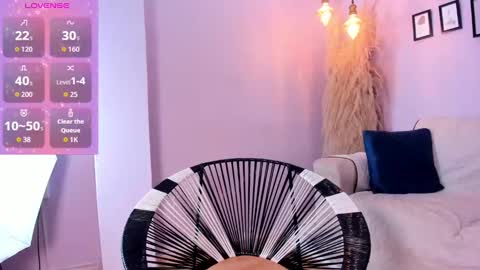 Snapshot of alana__rossetti chatting on 15, 9, 2025 Alana online show from 15, 9, 2025