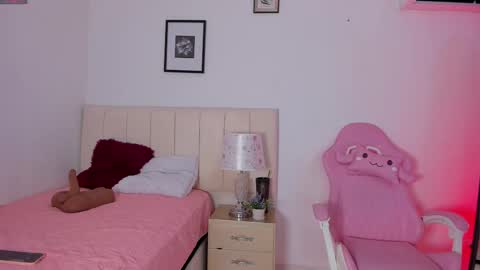 alana_ada online show from 9, 10, 2025