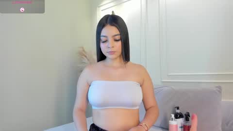 Snapshot of alana_cutte chatting on 2, 6, 2026 alana_cutte online show from 2, 6, 2026
