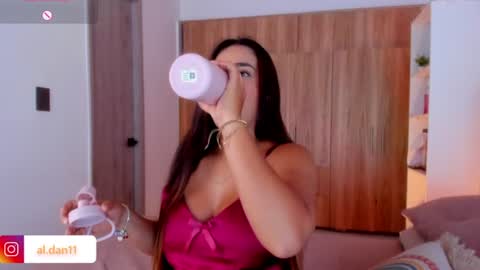 Snapshot of alana_dantes chatting on 20, 7, 2026 M E L I online show from 20, 7, 2026