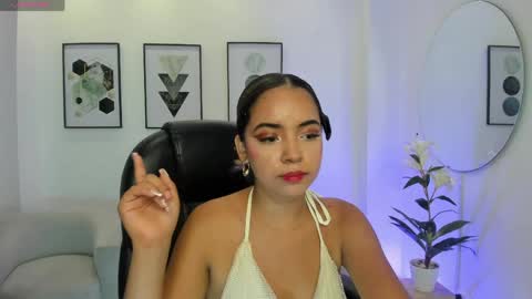 Snapshot of alana_martiins chatting on 9, 4, 2026 alana online show from 9, 4, 2026