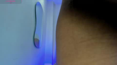 Snapshot of alana_martiins chatting on 21, 4, 2026 alana online show from 21, 4, 2026