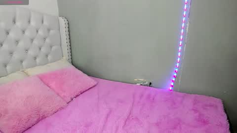 Snapshot of alana_ponse chatting on 9, 1, 2025 Alana. online show from 9, 1, 2025