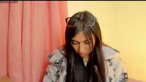 ALANA Please follow me  online show from 12, 6, 2026