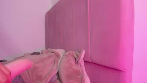 Snapshot of alanasnow__ chatting on 24, 2, 2026 Alana online show from 24, 2, 2026