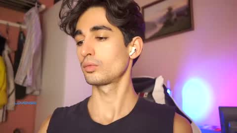 idenavarre online show from 1, 12, 2024