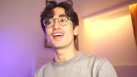 idenavarre online show from 28, 12, 2024