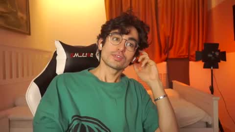 idenavarre online show from 2, 2, 2025