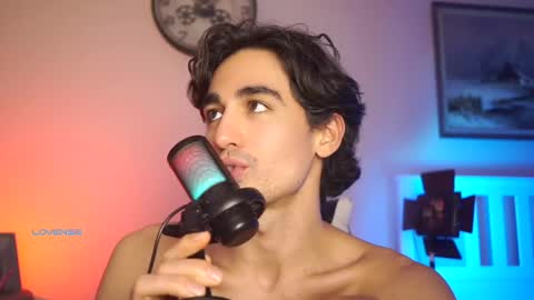 idenavarre online show from 1, 3, 2025