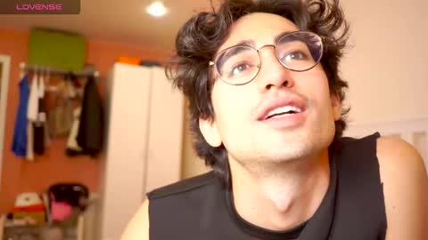 idenavarre online show from 14, 9, 2025