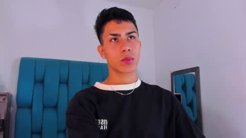 Snapshot of alannaughty_ chatting on 1, 12, 2024 alannaughty_ online show from 1, 12, 2024