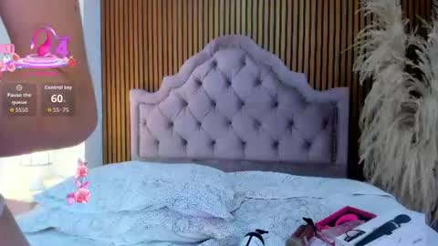 Snapshot of alaskaflowers_ chatting on 29, 6, 2026 Alaska online show from 29, 6, 2026