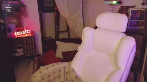 Snapshot of alaskagrace chatting on 12, 3, 2025 Alaska Grace online show from 12, 3, 2025