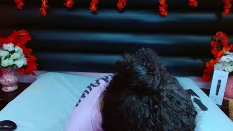 AlaSmith  online show from 4, 2, 2025