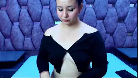 AlaSmith  online show from 18, 4, 2026