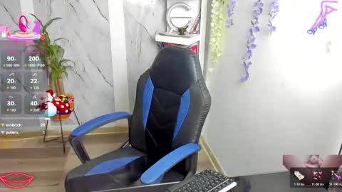 Snapshot of alayasmile chatting on 14, 12, 2025 Alaya online show from 14, 12, 2025