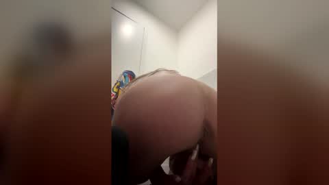 alaynaf2464 online show from 11, 4, 2026