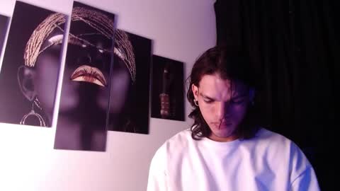 Snapshot of albertbernal69 chatting on 29, 10, 2025 Albert online show from 29, 10, 2025