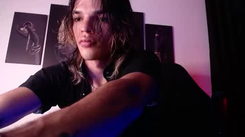 Snapshot of albertbernal69 chatting on 12, 11, 2025 Albert online show from 12, 11, 2025