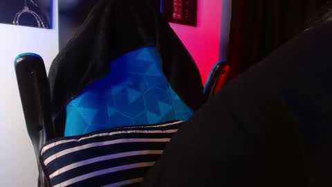 Snapshot of albertbernal69 chatting on 28, 11, 2025 Albert online show from 28, 11, 2025