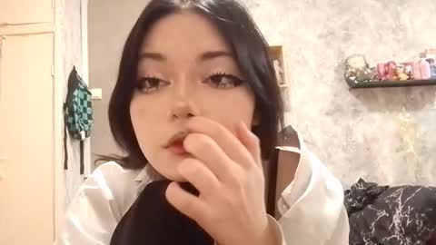 Snapshot of alberthamazierski chatting on 2, 11, 2025 Im Katrina online show from 2, 11, 2025