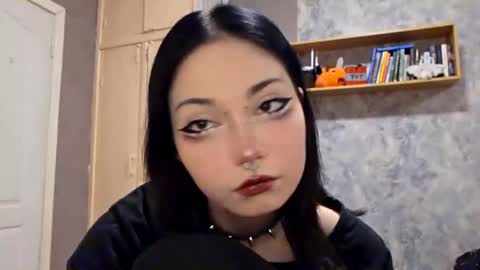 Snapshot of alberthamazierski chatting on 5, 11, 2025 Im Katrina online show from 5, 11, 2025