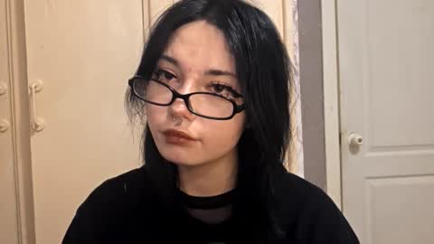 Snapshot of alberthamazierski chatting on 26, 11, 2025 Im Katrina online show from 26, 11, 2025