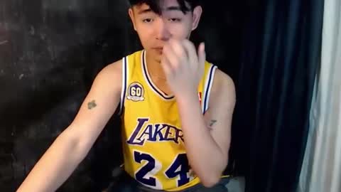 Snapshot of albertx_destroyer69 chatting on 5, 10, 2025 Albert online show from 5, 10, 2025