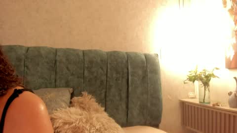 Aleera online show from 31, 3, 2026