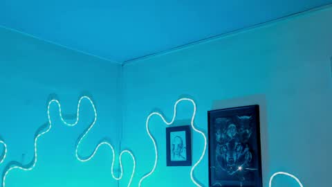 Alejandra online show from 6, 4, 2026