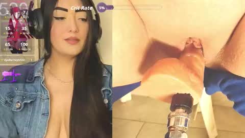 Snapshot of aleja20_ chatting on 2, 11, 2025 joha online show from 2, 11, 2025