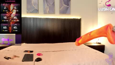 aleja__slav3 online show from 14, 10, 2025