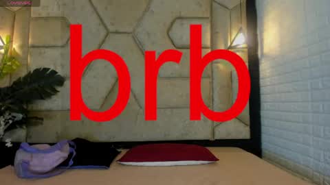 aleja__slav3 online show from 17, 4, 2026