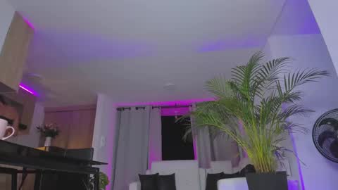 A L E J A N D R A online show from 5, 3, 2025