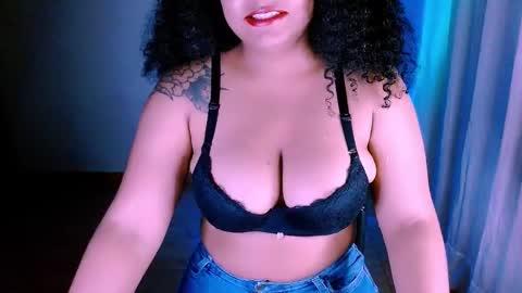 Snapshot of alejandra_conde chatting on 19, 2, 2025 Alejandra online show from 19, 2, 2025