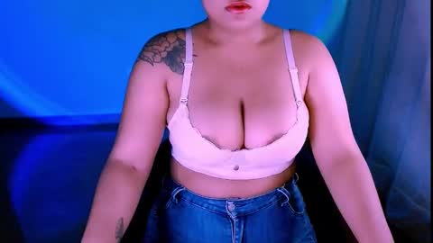 Snapshot of alejandra_conde chatting on 12, 9, 2025 Alejandra online show from 12, 9, 2025