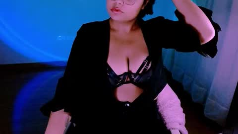 Snapshot of alejandra_conde chatting on 28, 11, 2025 Alejandra online show from 28, 11, 2025