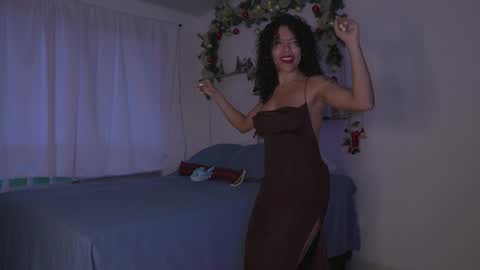 Snapshot of alejandra_kiss98 chatting on 7, 12, 2024 O.F alejandra h1998 stream 300 pm - 1100 pm online show from 7, 12, 2024