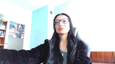 Snapshot of alejandracherry_ chatting on 16, 12, 2024 Alejandra online show from 16, 12, 2024