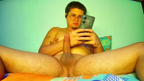 Snapshot of alejandro_b0y chatting on 28, 2, 2025 Alejandro online show from 28, 2, 2025