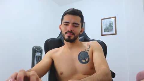 Snapshot of alejandroo_7 chatting on 27, 12, 2024 alejandroo_7 online show from 27, 12, 2024