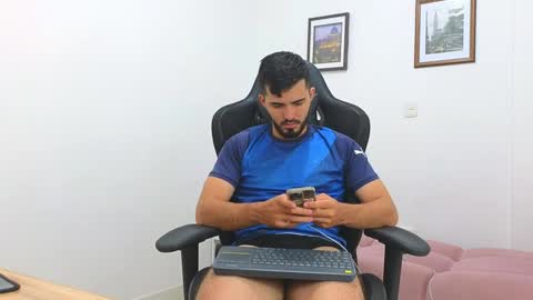 Snapshot of alejandroo_7 chatting on 31, 1, 2025 alejandroo_7 online show from 31, 1, 2025