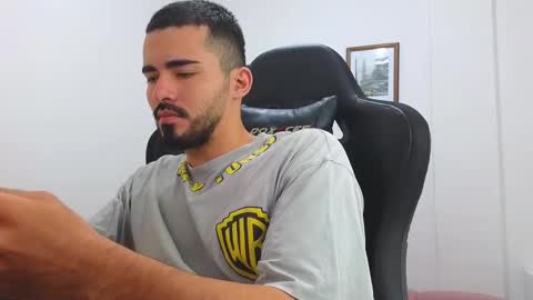 Snapshot of alejandroo_7 chatting on 7, 3, 2025 alejandroo_7 online show from 7, 3, 2025