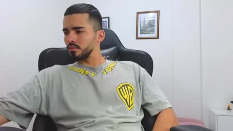 Snapshot of alejandroo_7 chatting on 7, 3, 2025 alejandroo_7 online show from 7, 3, 2025