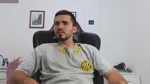 Snapshot of alejandroo_7 chatting on 10, 9, 2025 alejandroo_7 online show from 10, 9, 2025