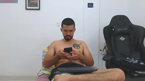 Snapshot of alejandroo_7 chatting on 3, 2, 2026 alejandroo_7 online show from 3, 2, 2026