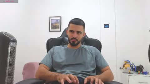 Snapshot of alejandroo_7 chatting on 18, 6, 2026 alejandroo_7 online show from 18, 6, 2026