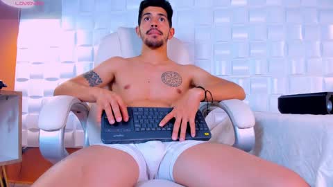 Snapshot of alejandrostorm chatting on 9, 2, 2025 Alejo online show from 9, 2, 2025