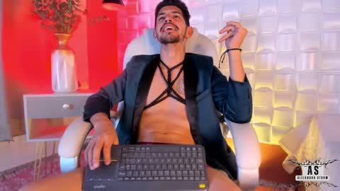 Snapshot of alejandrostorm chatting on 14, 2, 2025 Alejo online show from 14, 2, 2025