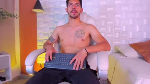 Snapshot of alejandrostorm chatting on 12, 3, 2025 Alejo online show from 12, 3, 2025